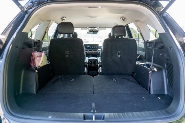 Used 2025 Black Kia EX image 11