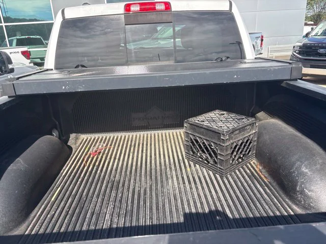 Used 2017 White Ram SLT image 23