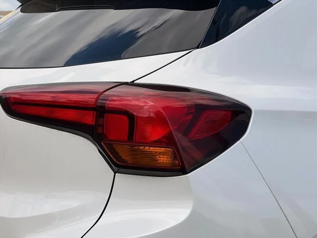 Used 2021 White Buick Preferred image 24