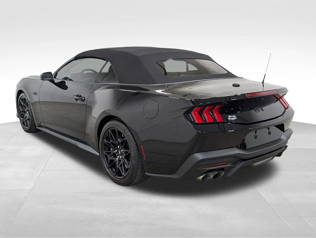 2025 Ford Mustang GT Premium Convertible - Photo 8