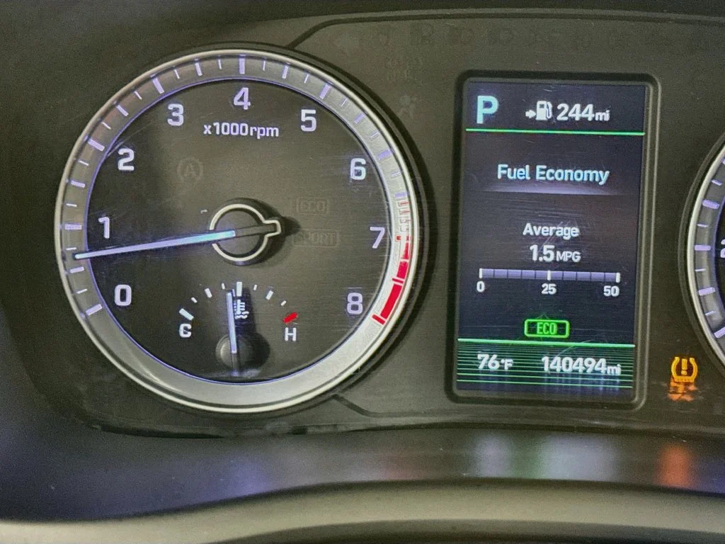 Used 2018 White Hyundai Limited image 14