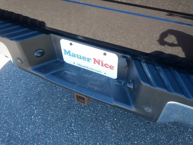 Used 2013  Ford XL image 12