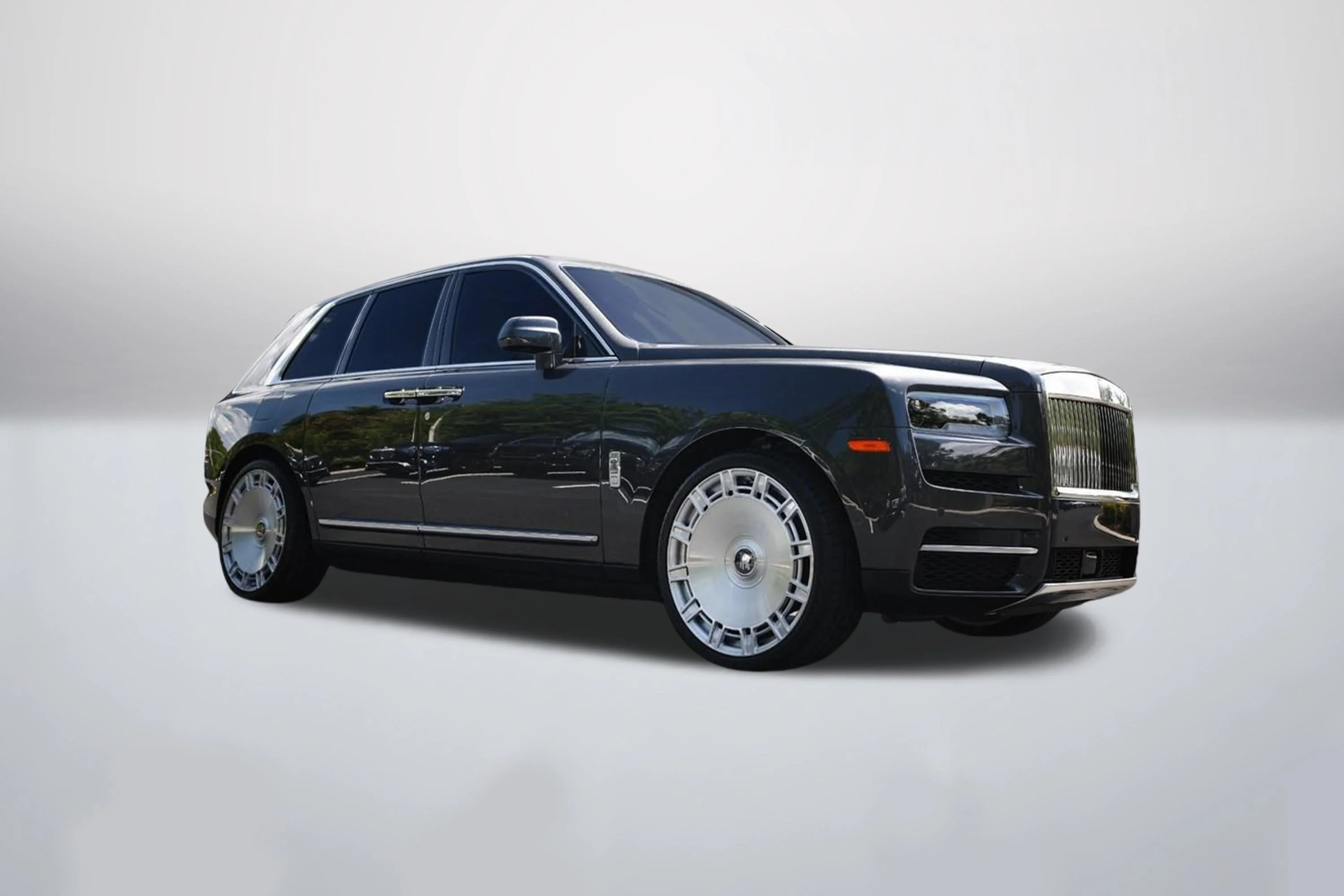 Used 2022 Gunmetal Rolls-Royce Base image 1