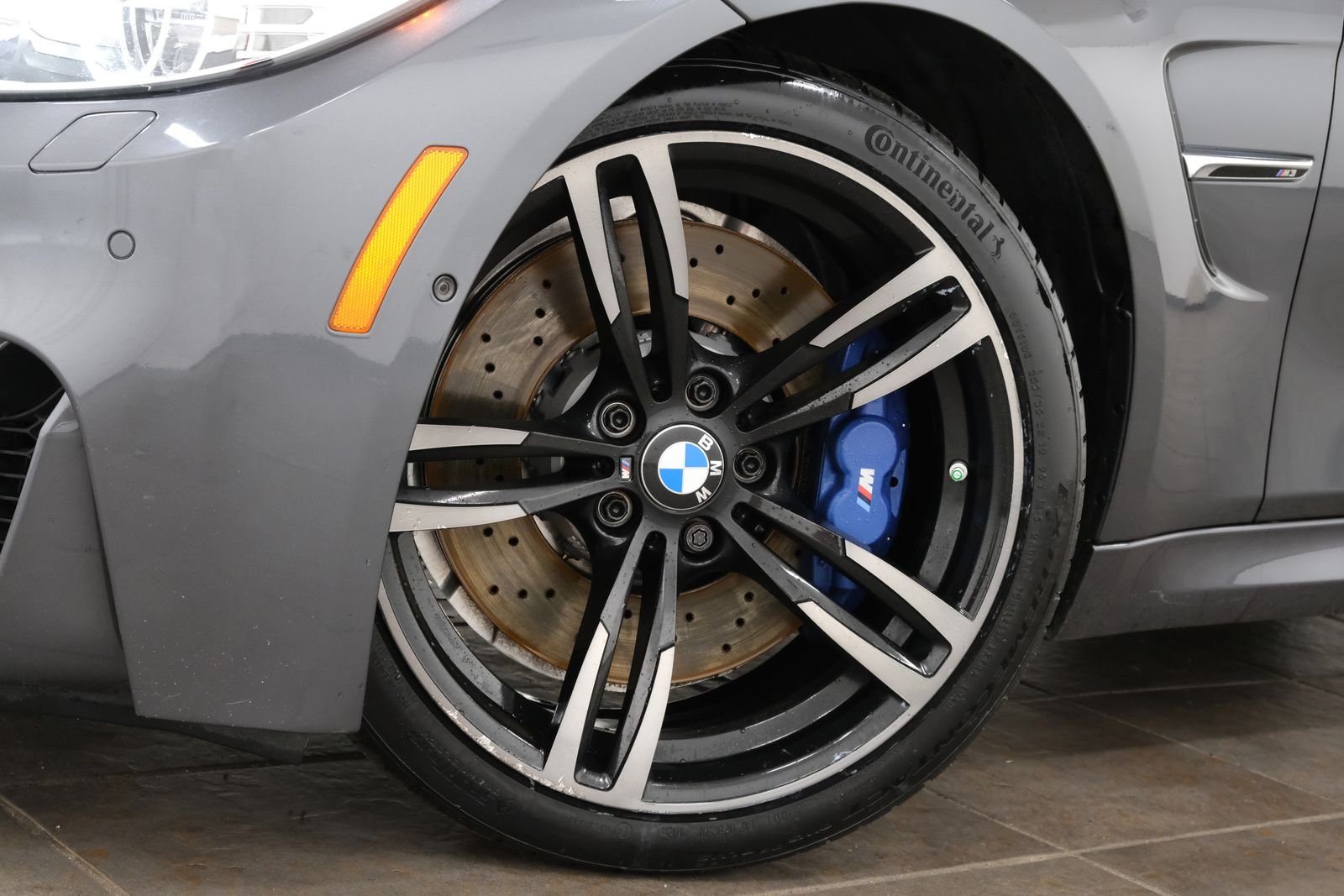 Used 2016 Mineral Gray Metallic BMW Base image 2