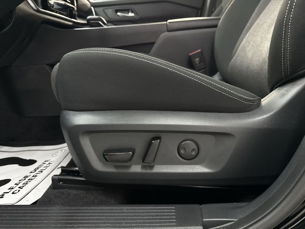 Certified Used 2026 Super Black Nissan SV image 13