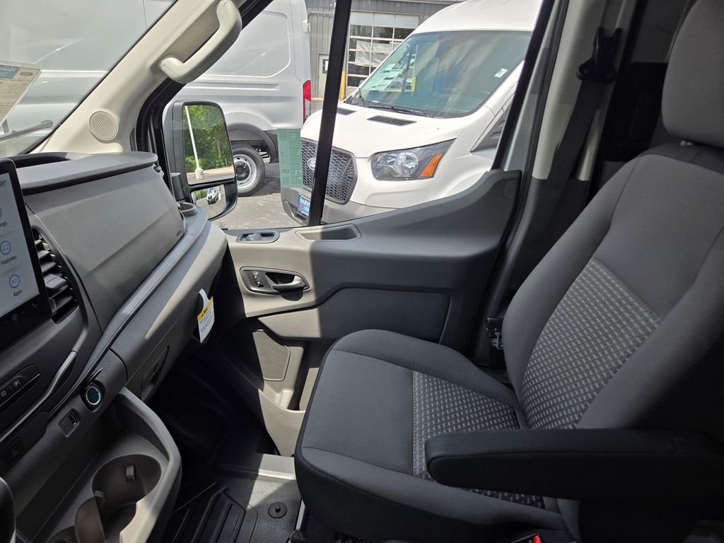New 2026 Ingot Silver Metallic Ford Cargo Van image 8