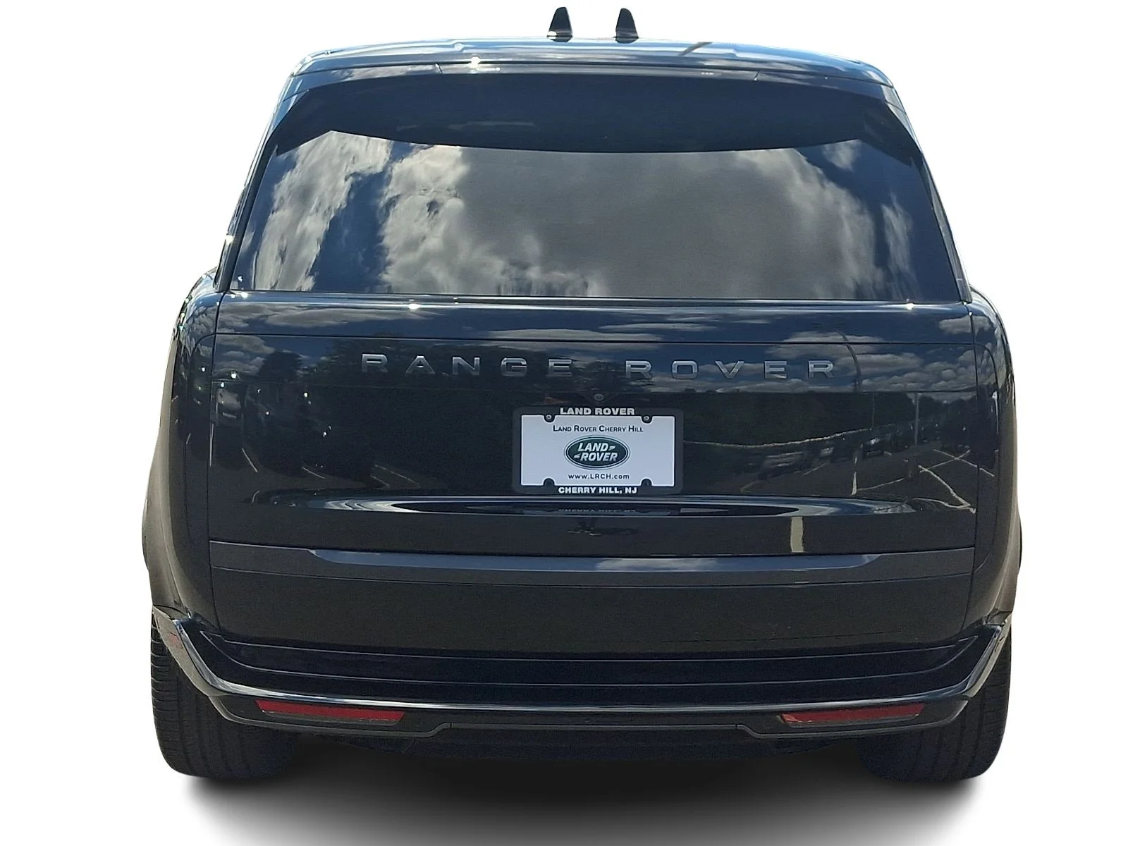 Used 2024 Santorini Black Metallic   1Ag Land Rover SE image 5