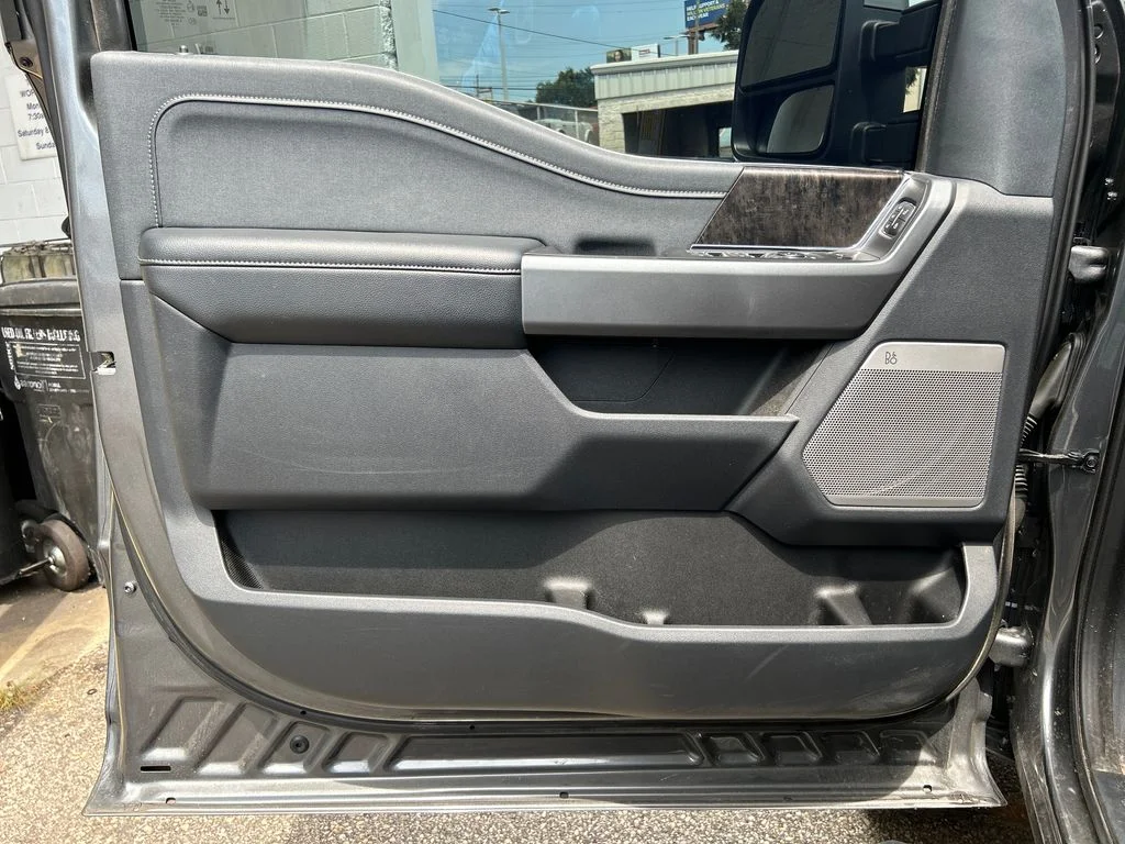 Certified Used 2025 Gray Ford Lariat image 9
