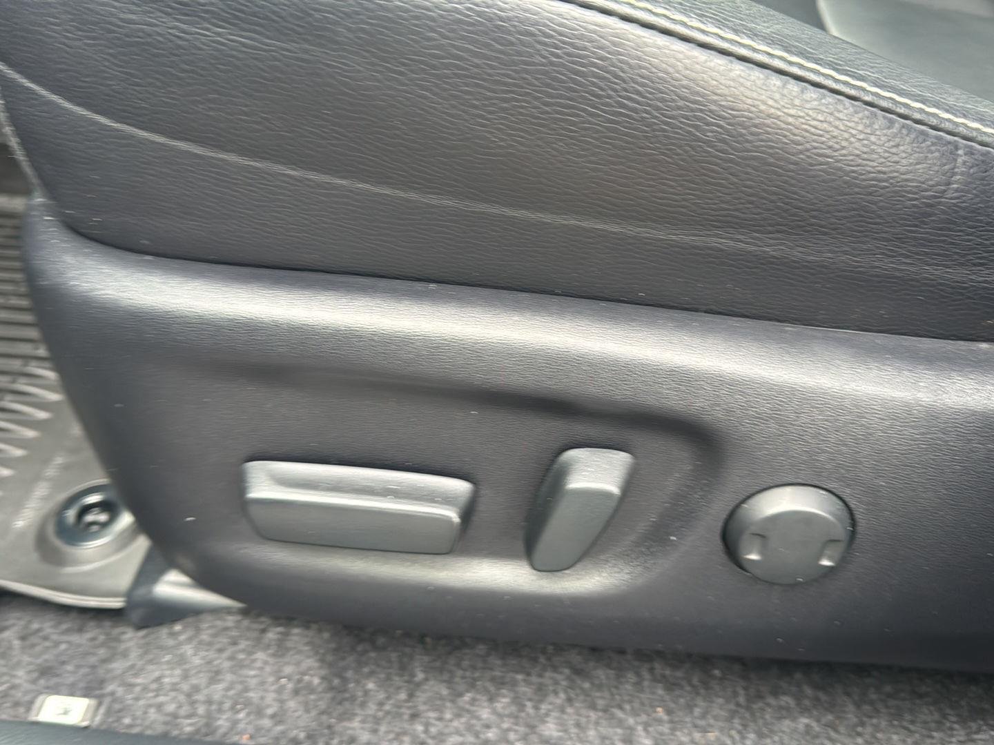 Used 2018 Magnetic Gray Metallic Toyota Limited image 7