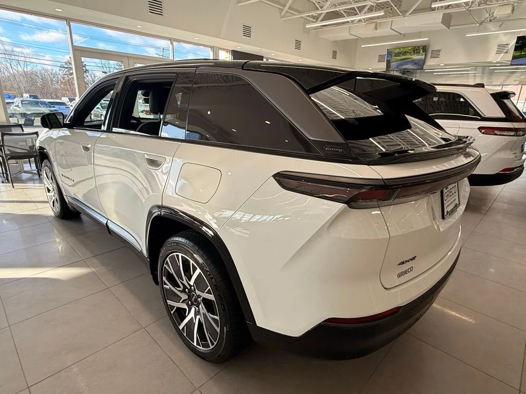 2025 Jeep Wagoneer S Limited - Photo 6