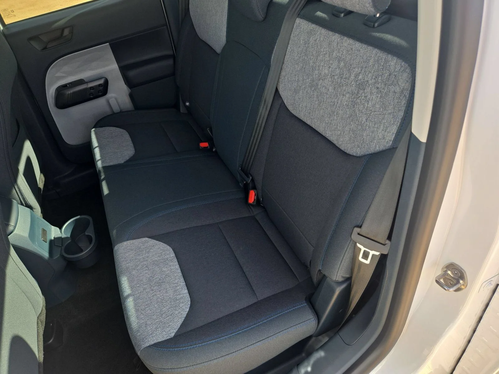 New 2026 Oxford White Ford XLT image 24