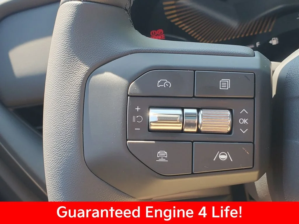 New 2027 Snow White Pearl Kia X-Line S image 11