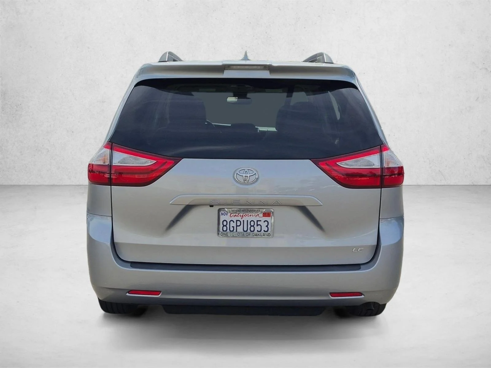 Used 2018 Silver Sky Metallic Toyota LE image 6