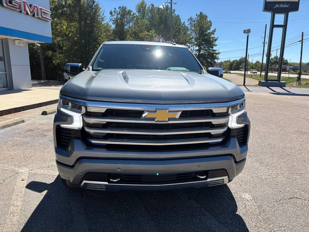 New 2026 Sterling Gray Metallic Chevrolet High Country image 8