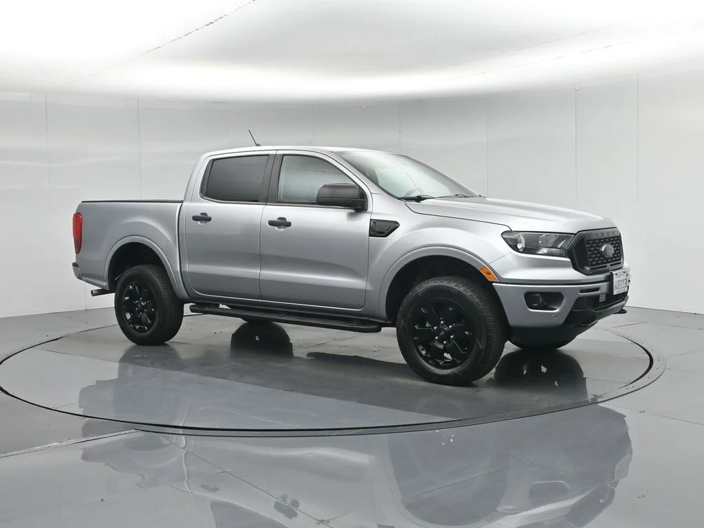 Used 2022 Silver Ford XLT image 31