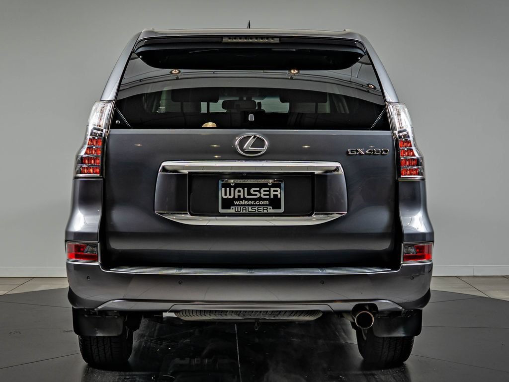 Used 2016 Nebula Gray Pearl Lexus 460 image 6