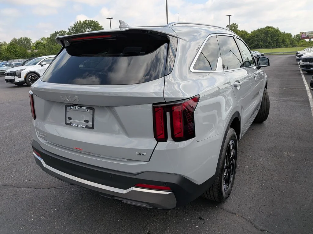 New 2026 Gray Kia S image 34