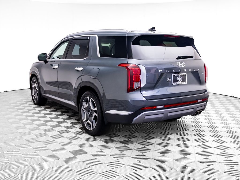 Used 2023 Graphite Hyundai Limited image 4