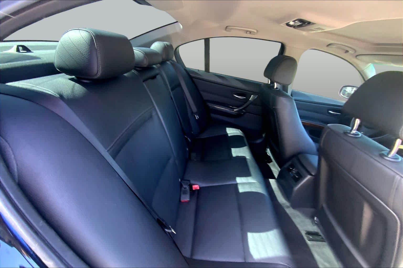 Used 2011 Jet Black BMW 335i image 18