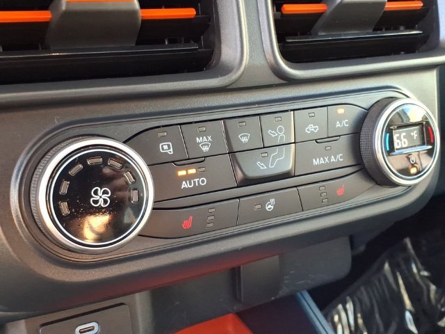 Used 2022 Silver Metallic Ford XLT image 25