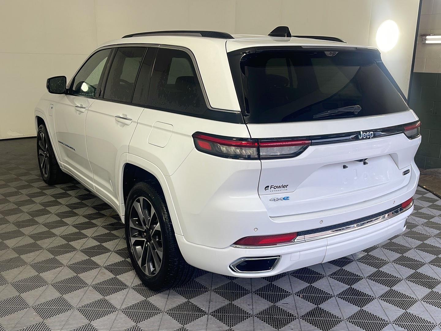 Used 2023 Bright White Clearcoat Jeep Overland image 13