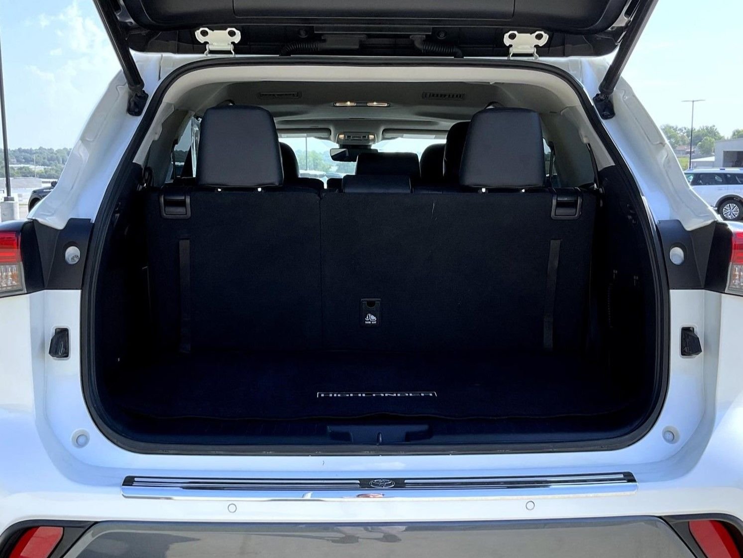 Used 2021 White Toyota Limited image 24