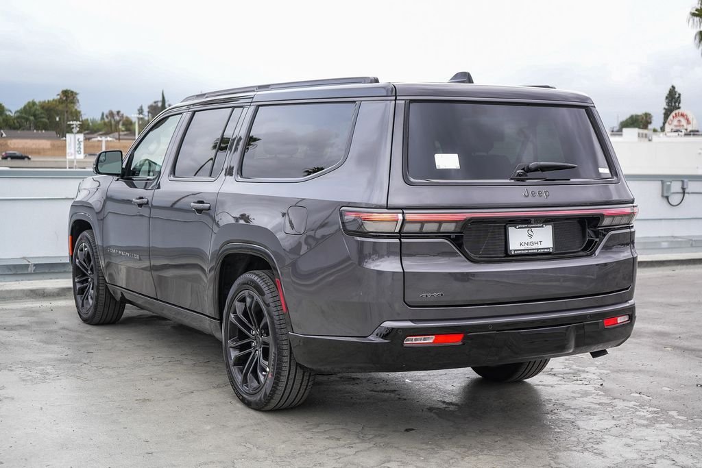 New 2026 Gray Metallic Jeep Summit Obsidian image 9
