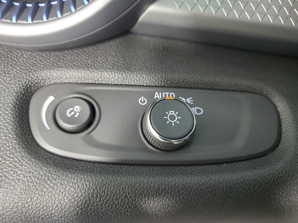 2026 Chevrolet Trax LS - Photo 18