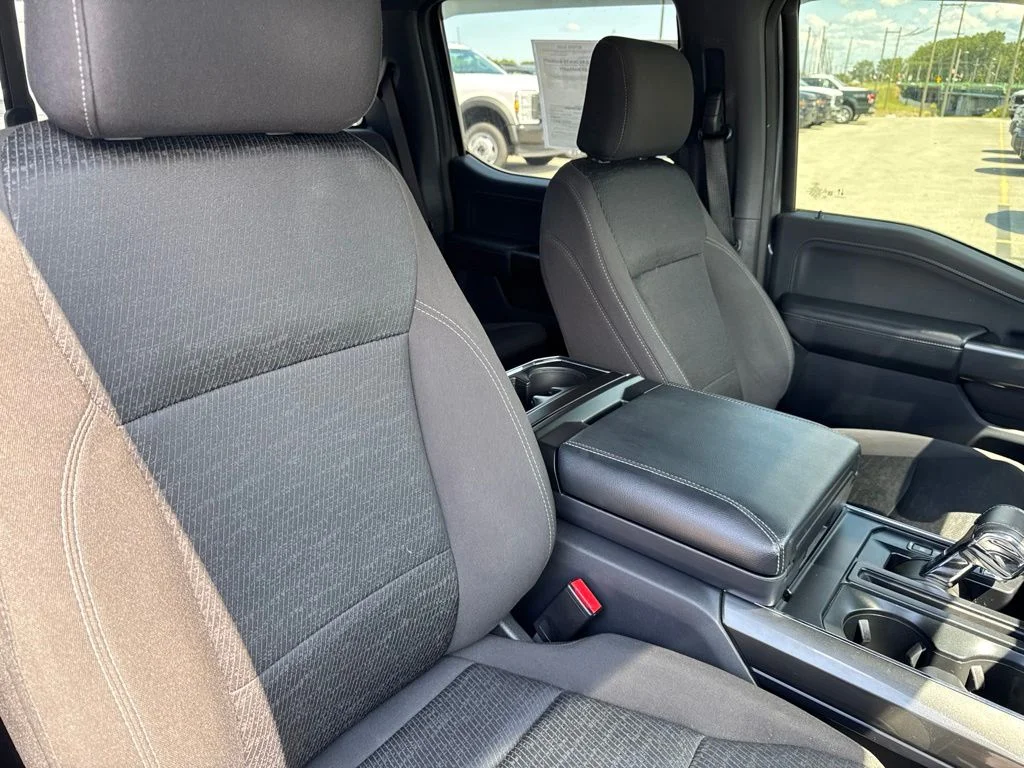 Used 2023 Gray Metallic Ford XLT image 36