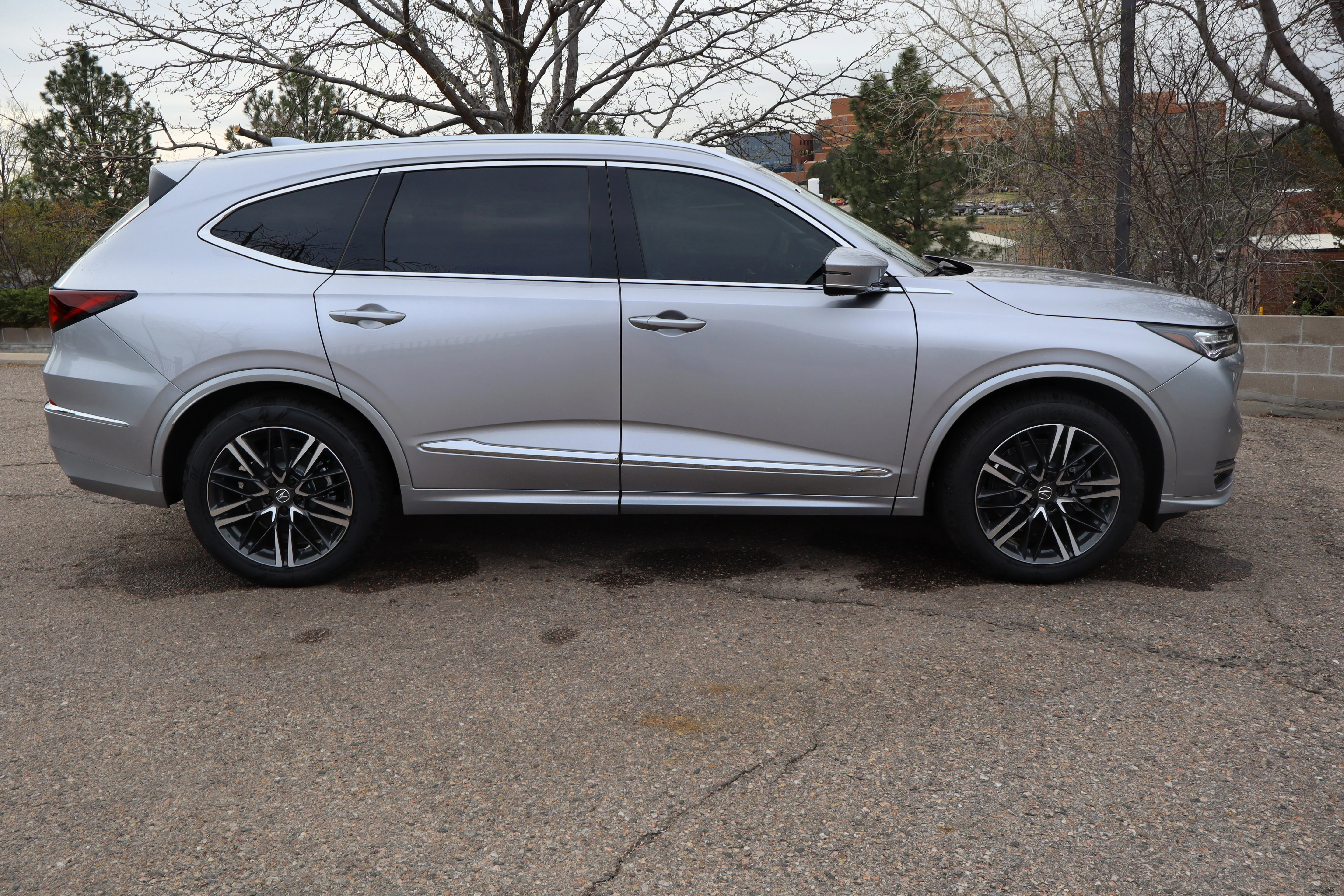 New 2026 Solar Silver Metallic Acura w/Advance Package image 7