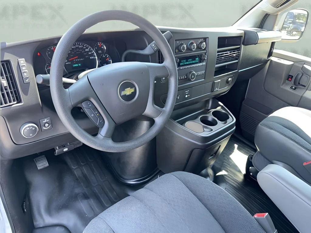 Used 2024 Summit White Chevrolet WT image 9