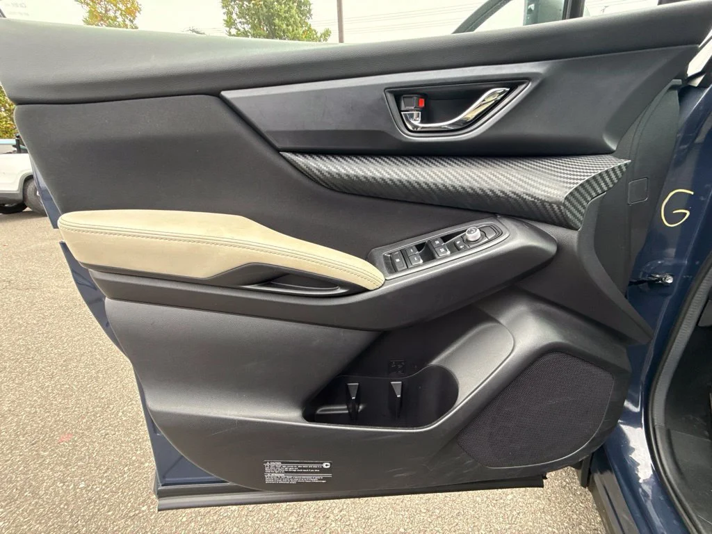 Used 2025  Subaru Premium image 34