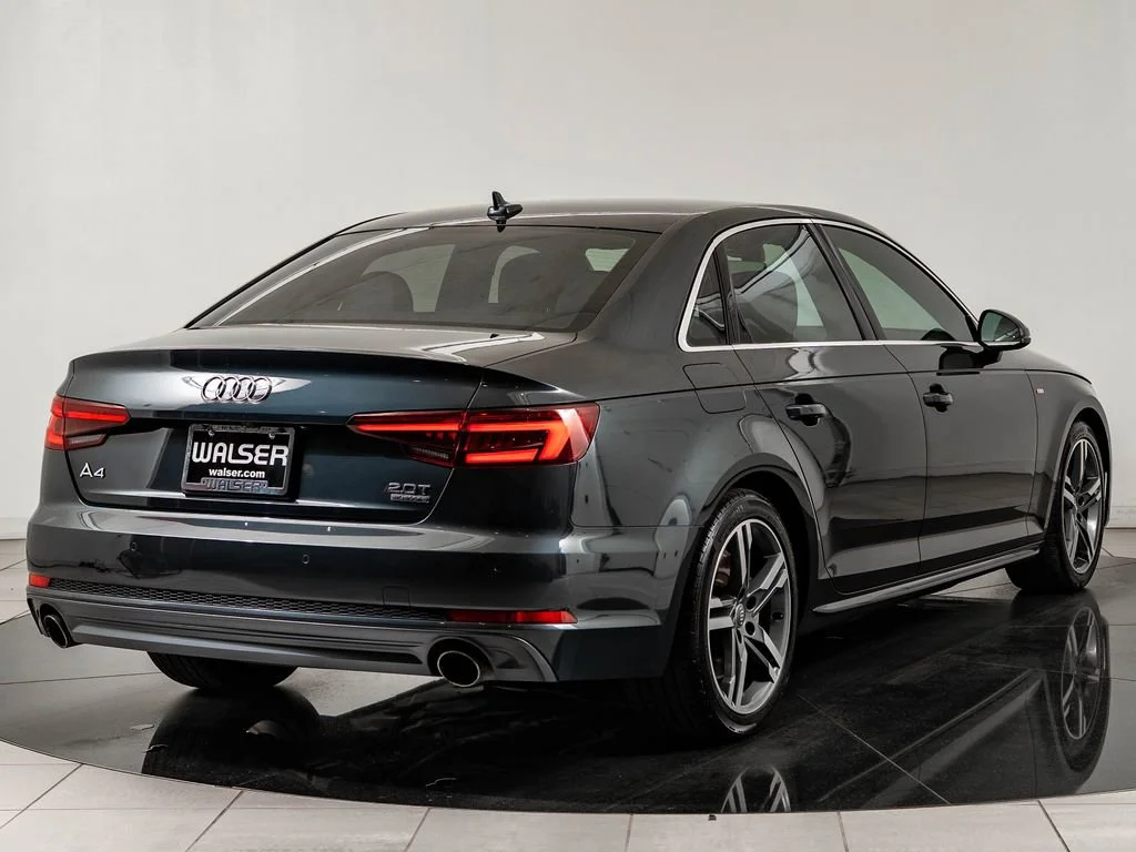Used 2018 Manhattan Gray Metallic Audi 2.0T Premium Plus image 10