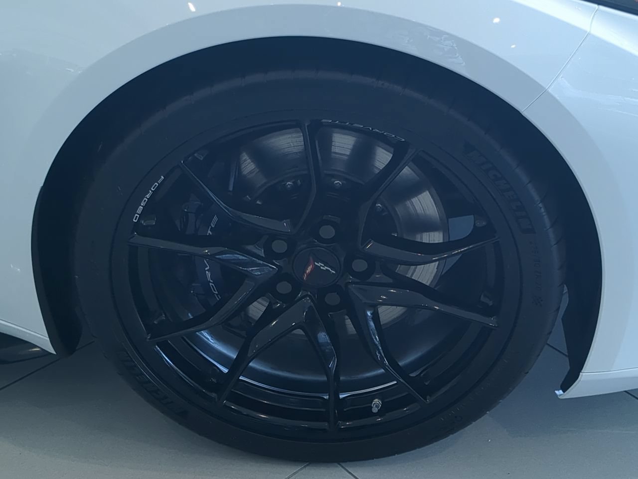 New 2027 Arctic White Chevrolet 3LT image 10