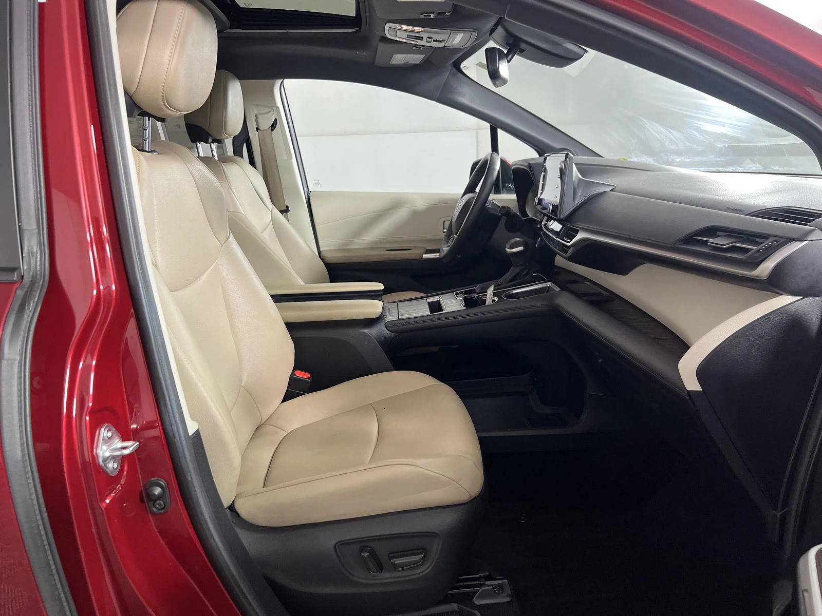 Used 2023 Ruby Flare Pearl Toyota XLE image 32