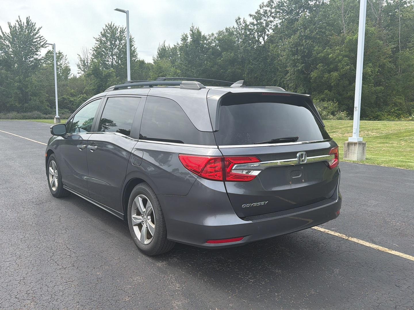 Used 2018 Modern Steel Metallic Honda EX-L image 7
