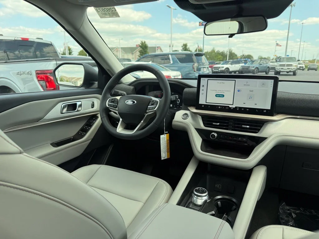 New 2026 Vapor Blue Metallic Ford Active image 53
