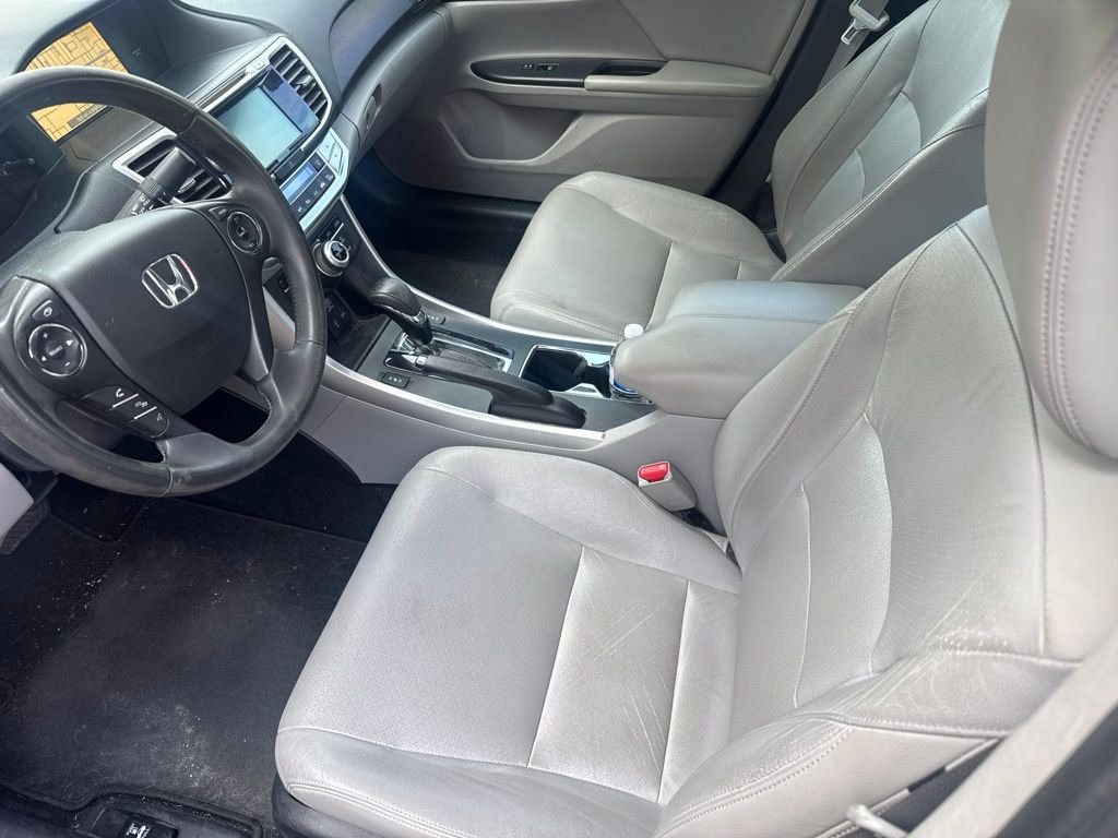 Used 2015 Blue Honda EX-L image 10