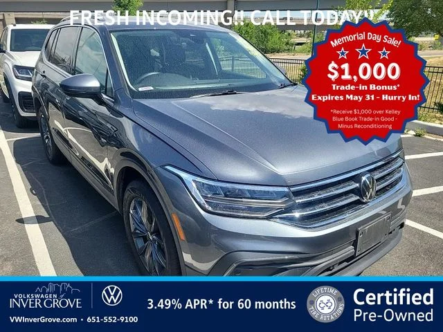 2024 Volkswagen Tiguan 2.0T SE 4Motion's photo