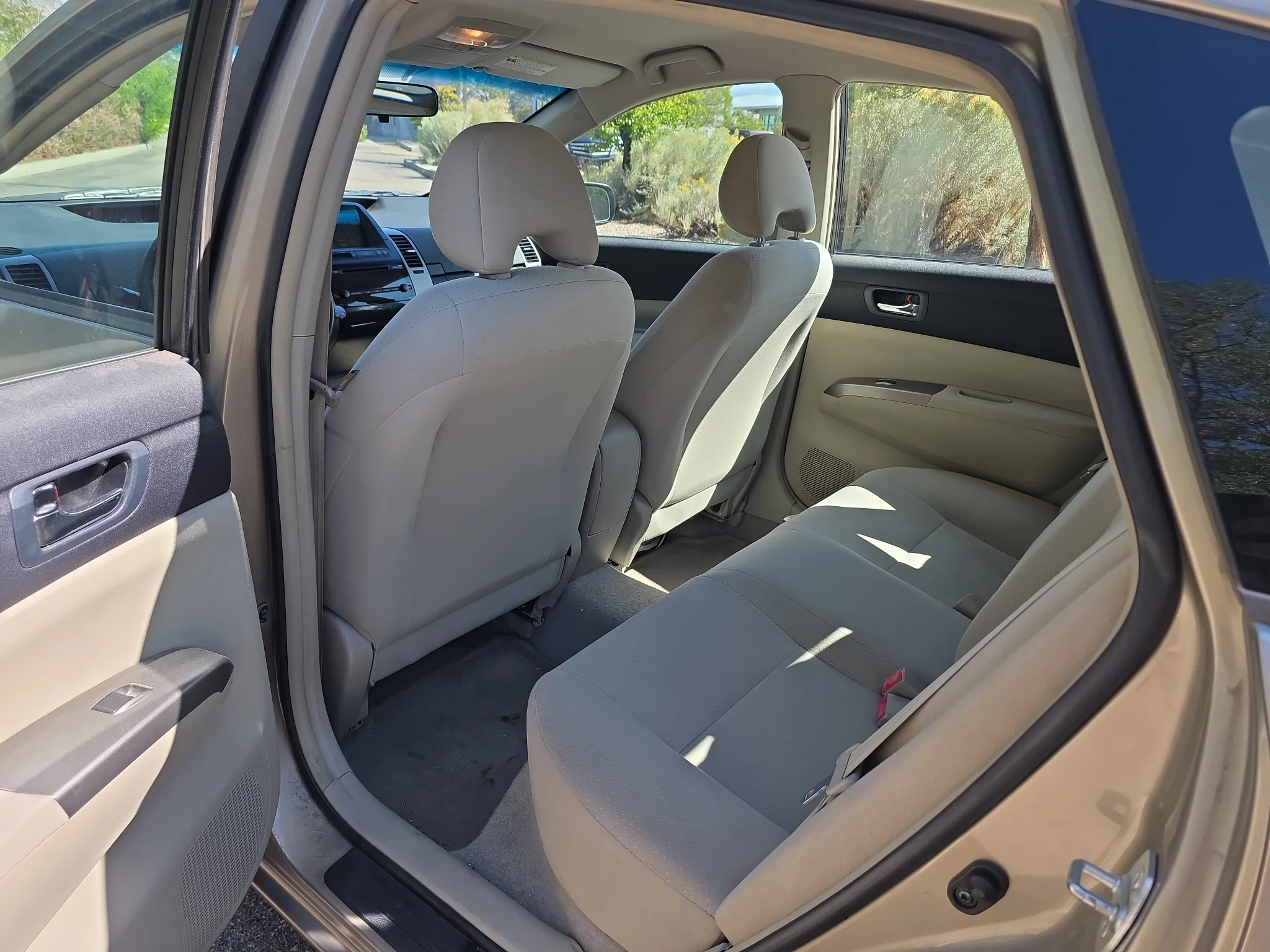 Used 2008 Silver Pine Mica Toyota  image 5