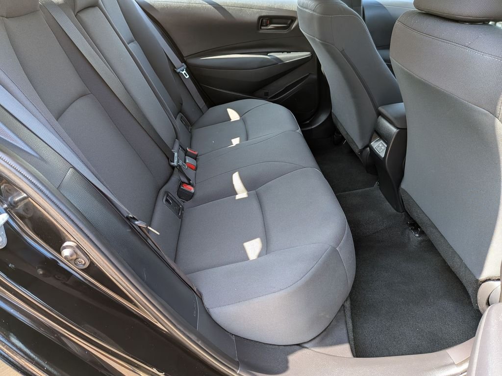 2023 Toyota Corolla LE - Photo 17