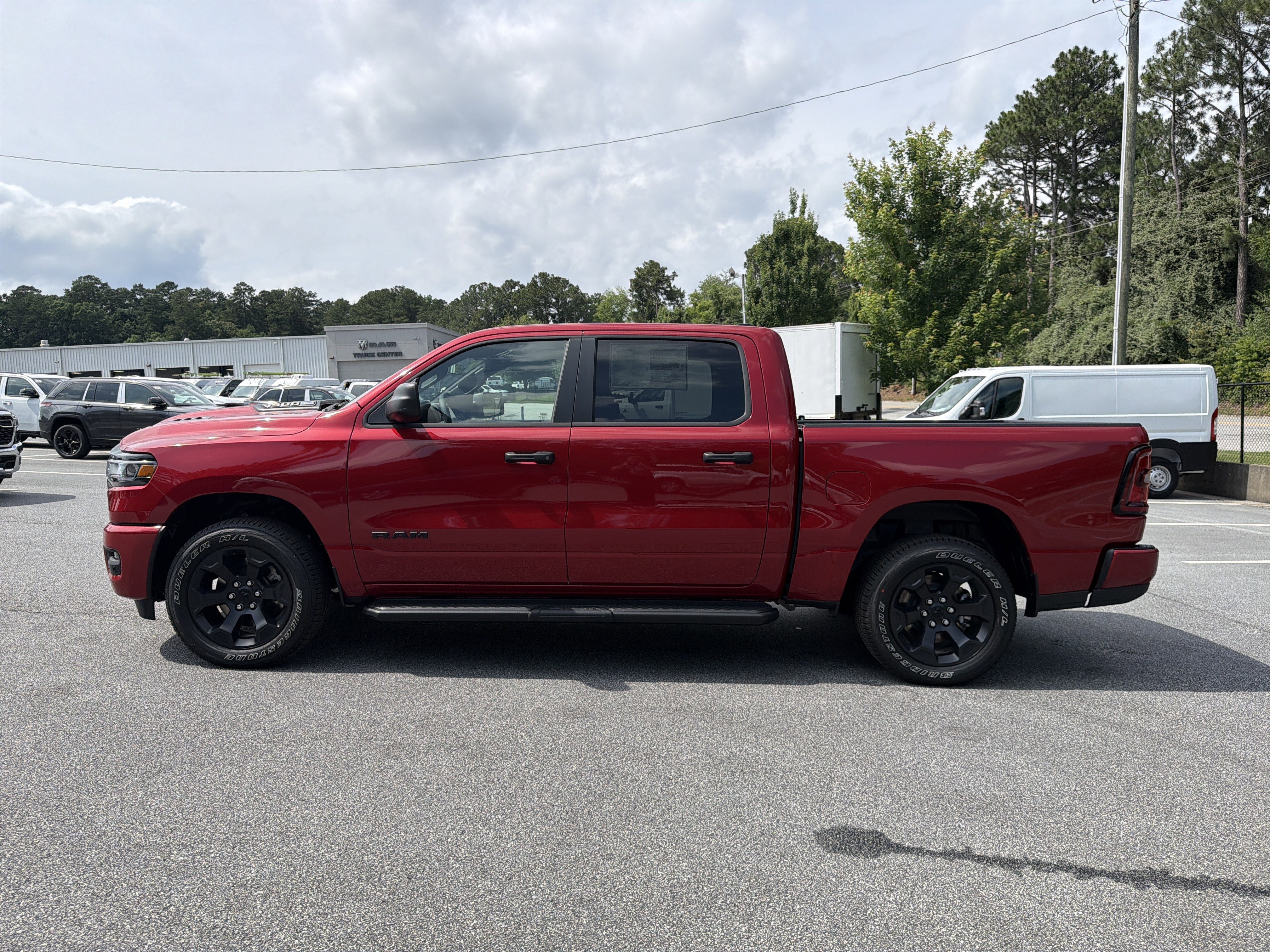 New 2026 Molten Red Pearl-Coat Exterior Paint RAM Express image 4
