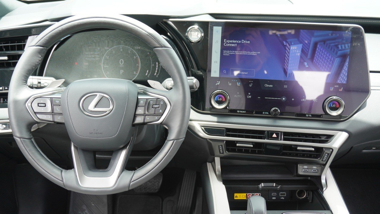 Certified Used 2024 Silver Lexus RX 350 Premium image 29