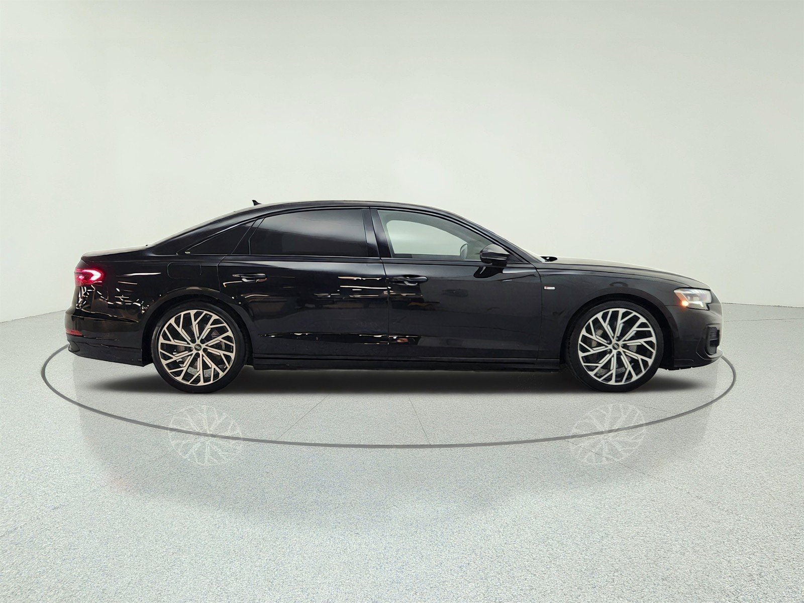Used 2023 Mythos Black Metallic Audi L 55 TFSI quattro image 4