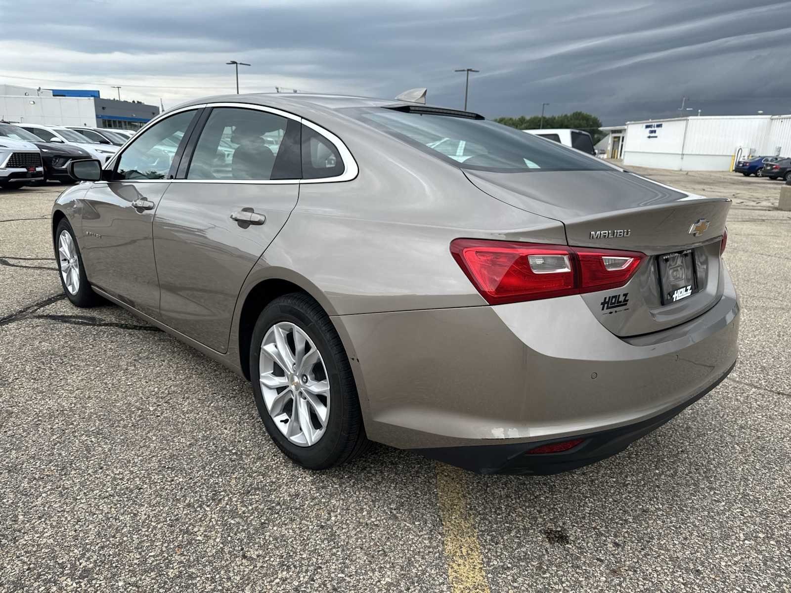 Certified Used 2024 Mineral Gray Metallic Chevrolet 1LT image 4