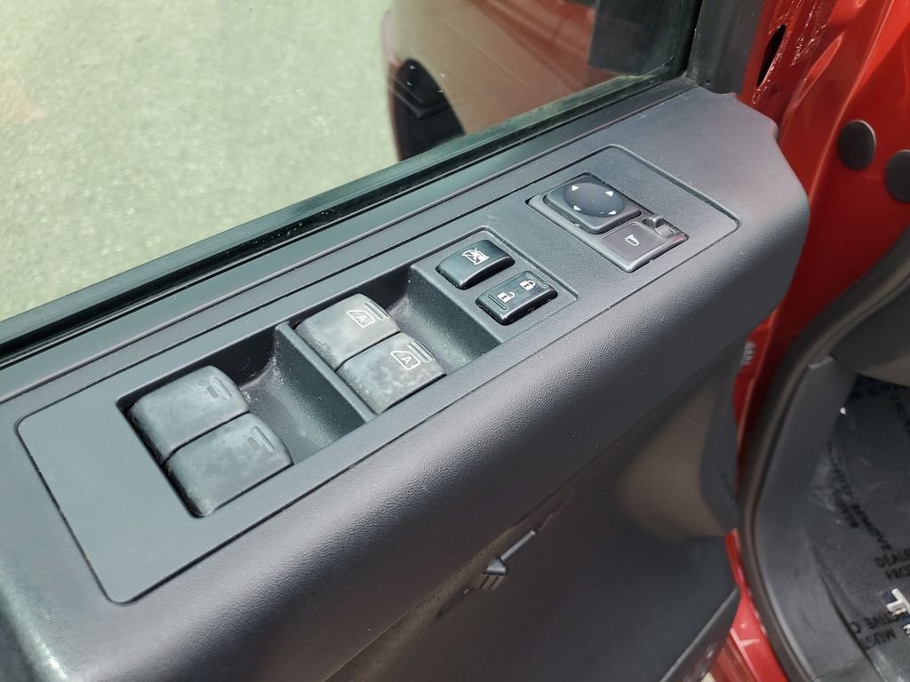 Used 2013 Cayenne Red Metallic Nissan SV image 6