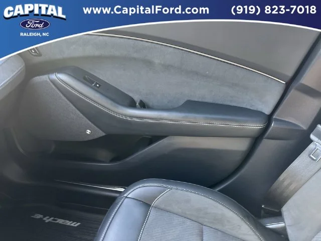 Used 2023 Red Ford GT image 29