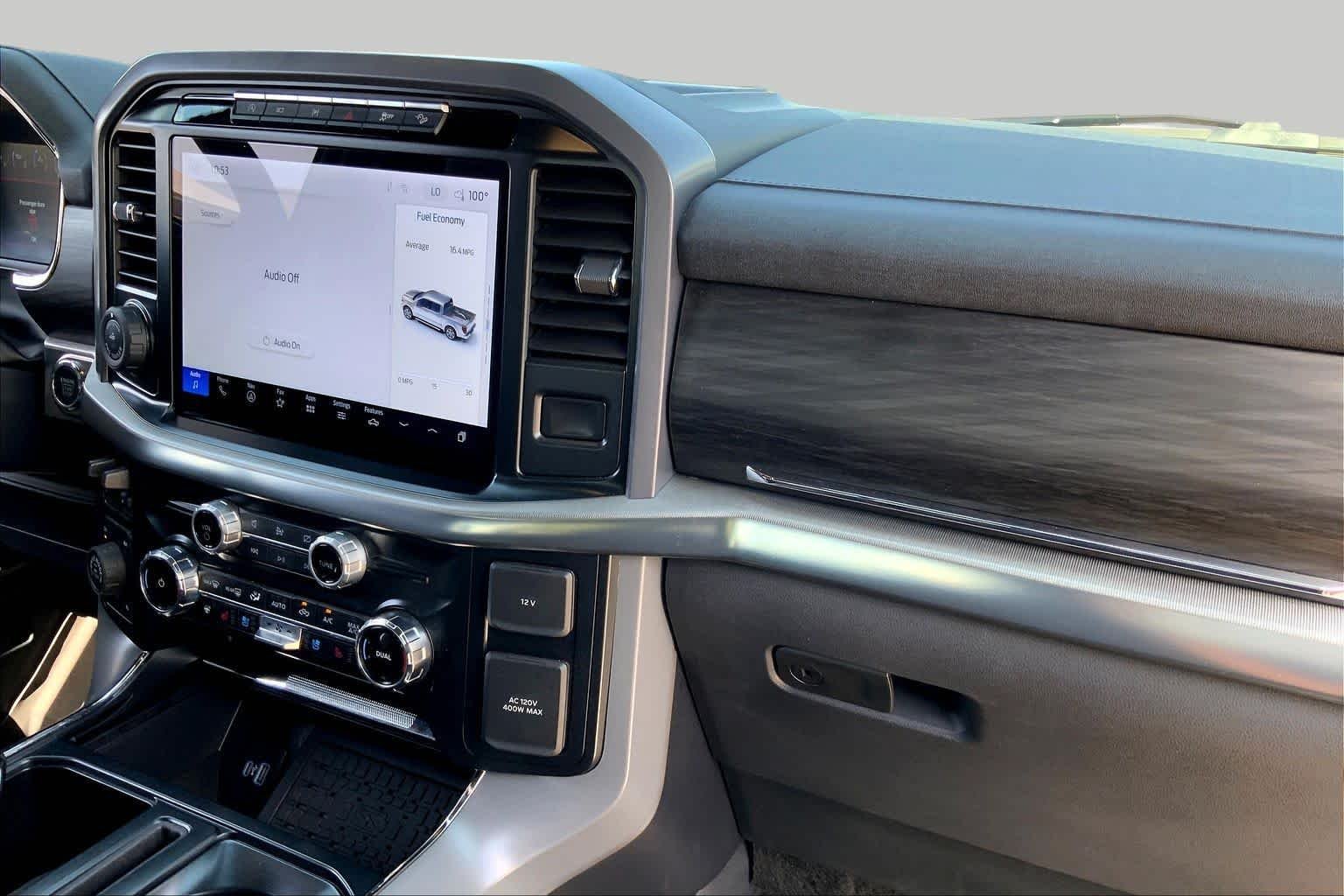 Used 2024 Star White Metallic Tri-Coat Ford LARIAT image 18
