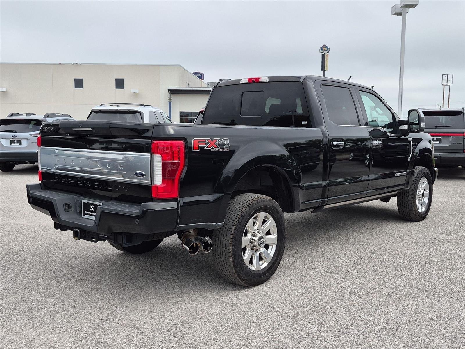 Used 2018 Shadow Black Ford Platinum image 5