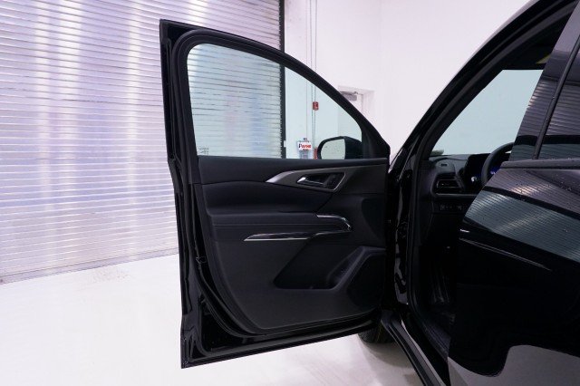 New 2026 Mosaic Black Metallic Chevrolet LT image 11